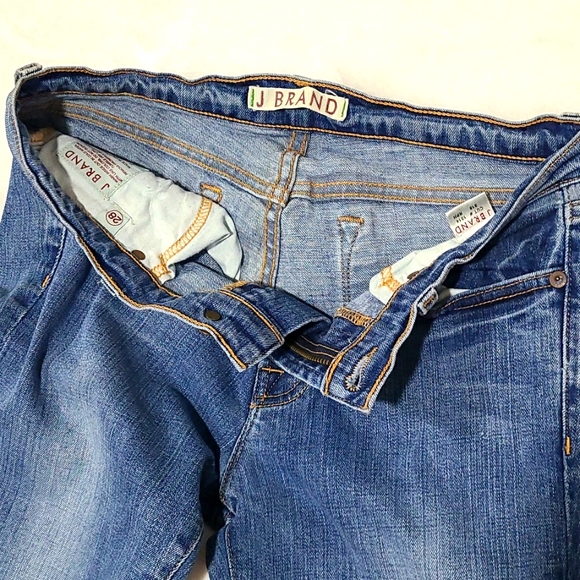 J Brand light wash jeans size 28 - Picture 6 of 6